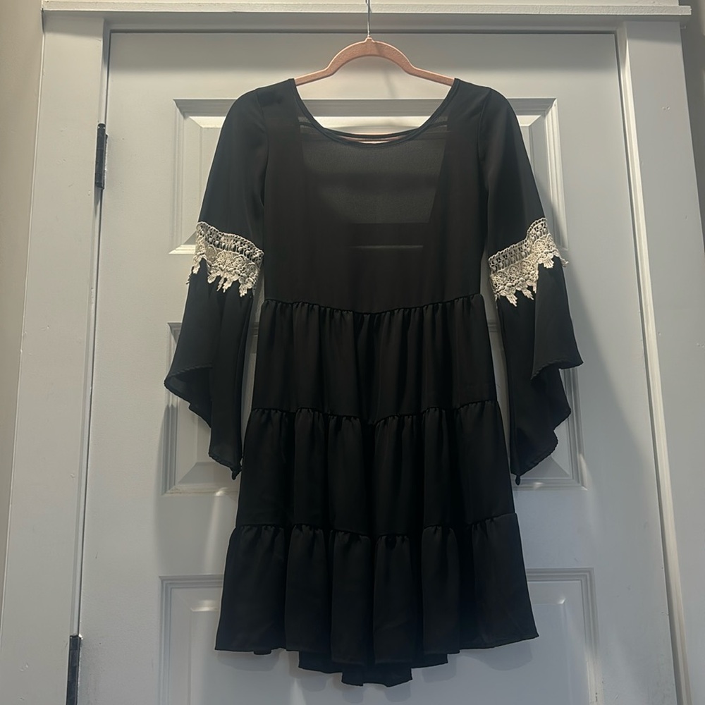 Black dress size small